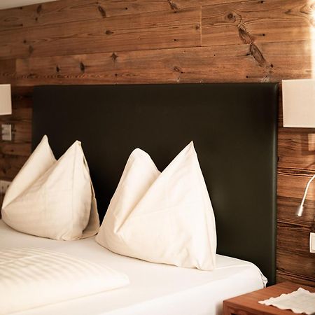 Bed and Breakfast Garni Jasmin Kastelruth Exterior foto