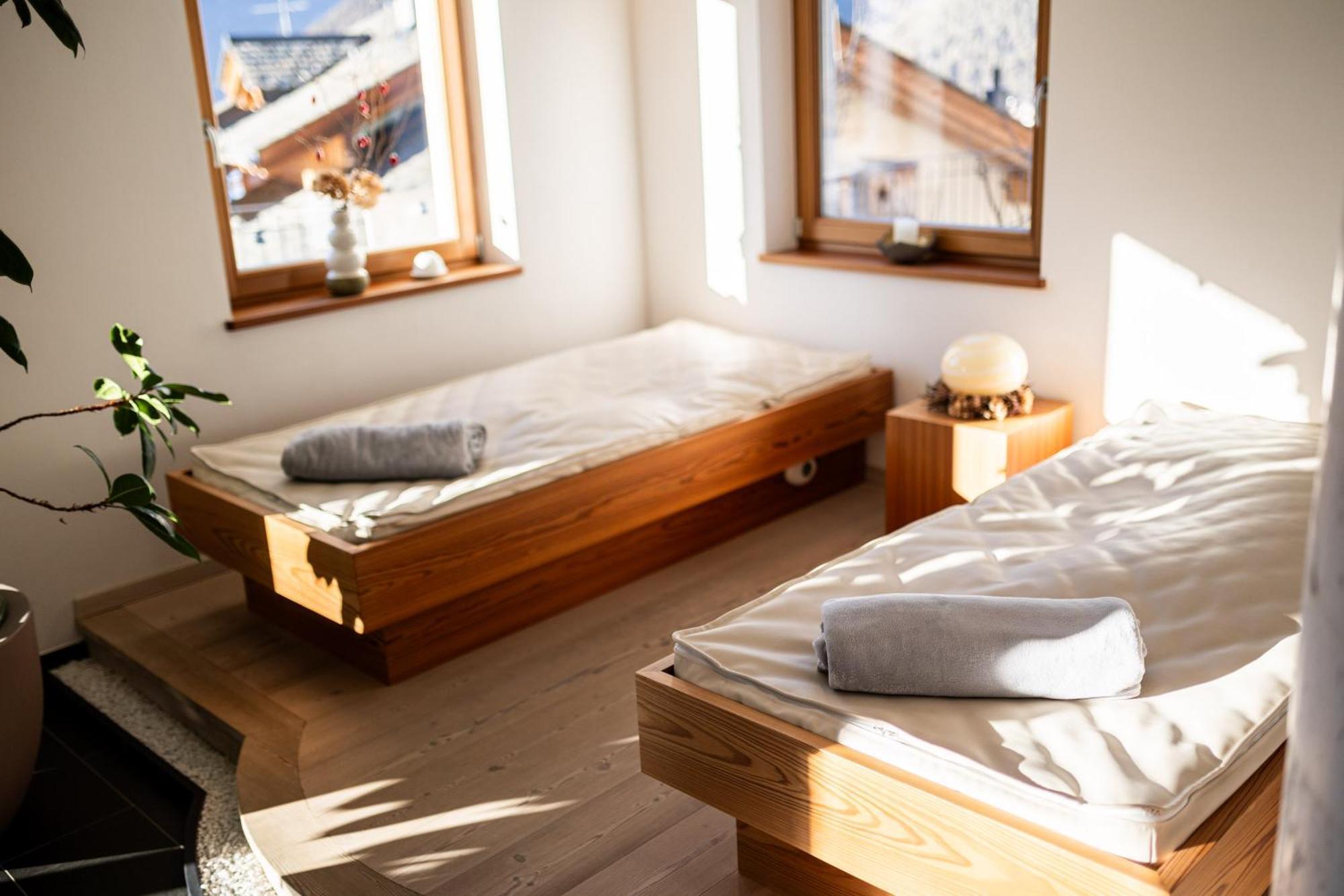 Bed and Breakfast Garni Jasmin Kastelruth Exterior foto