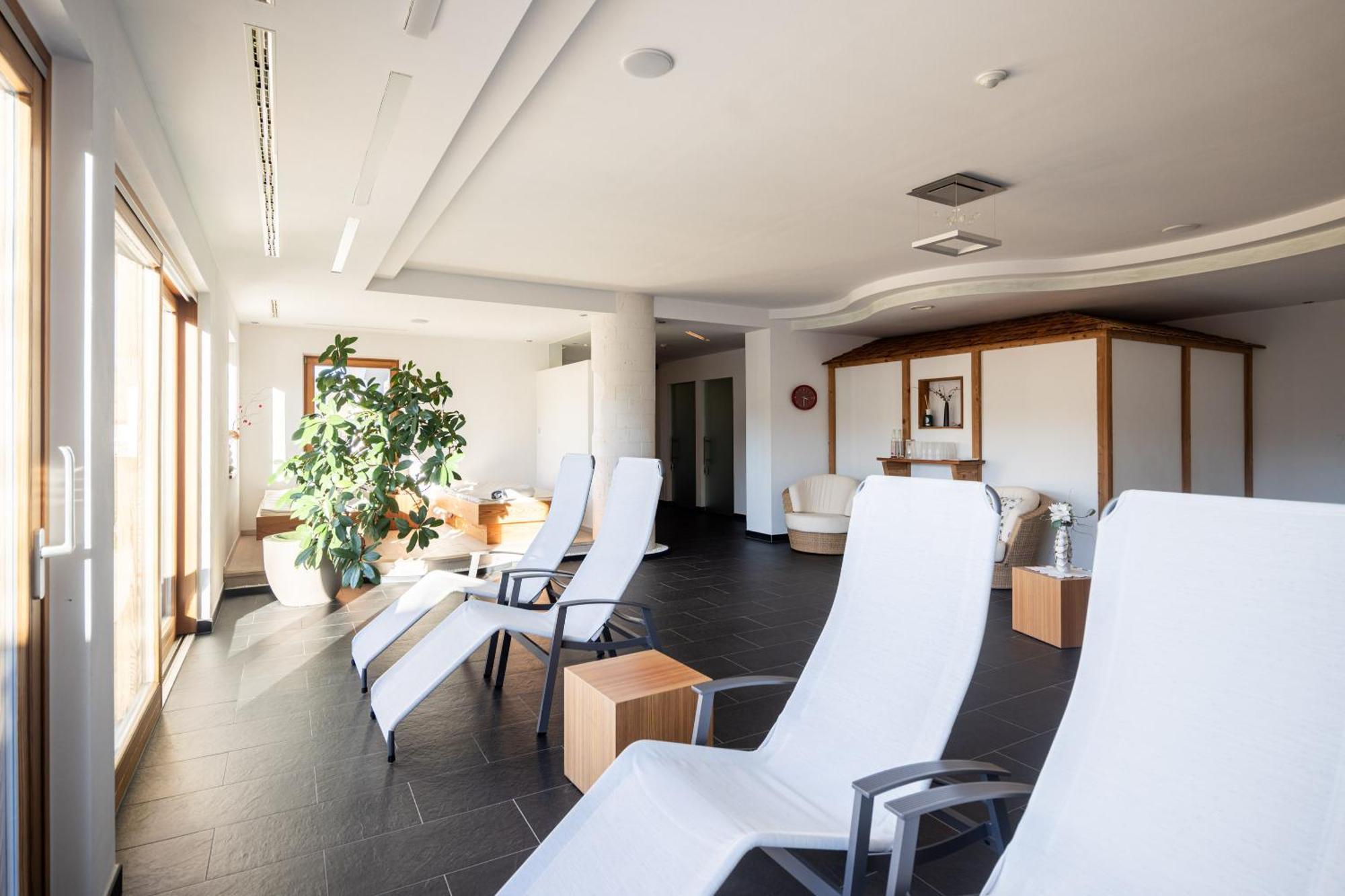 Bed and Breakfast Garni Jasmin Kastelruth Exterior foto