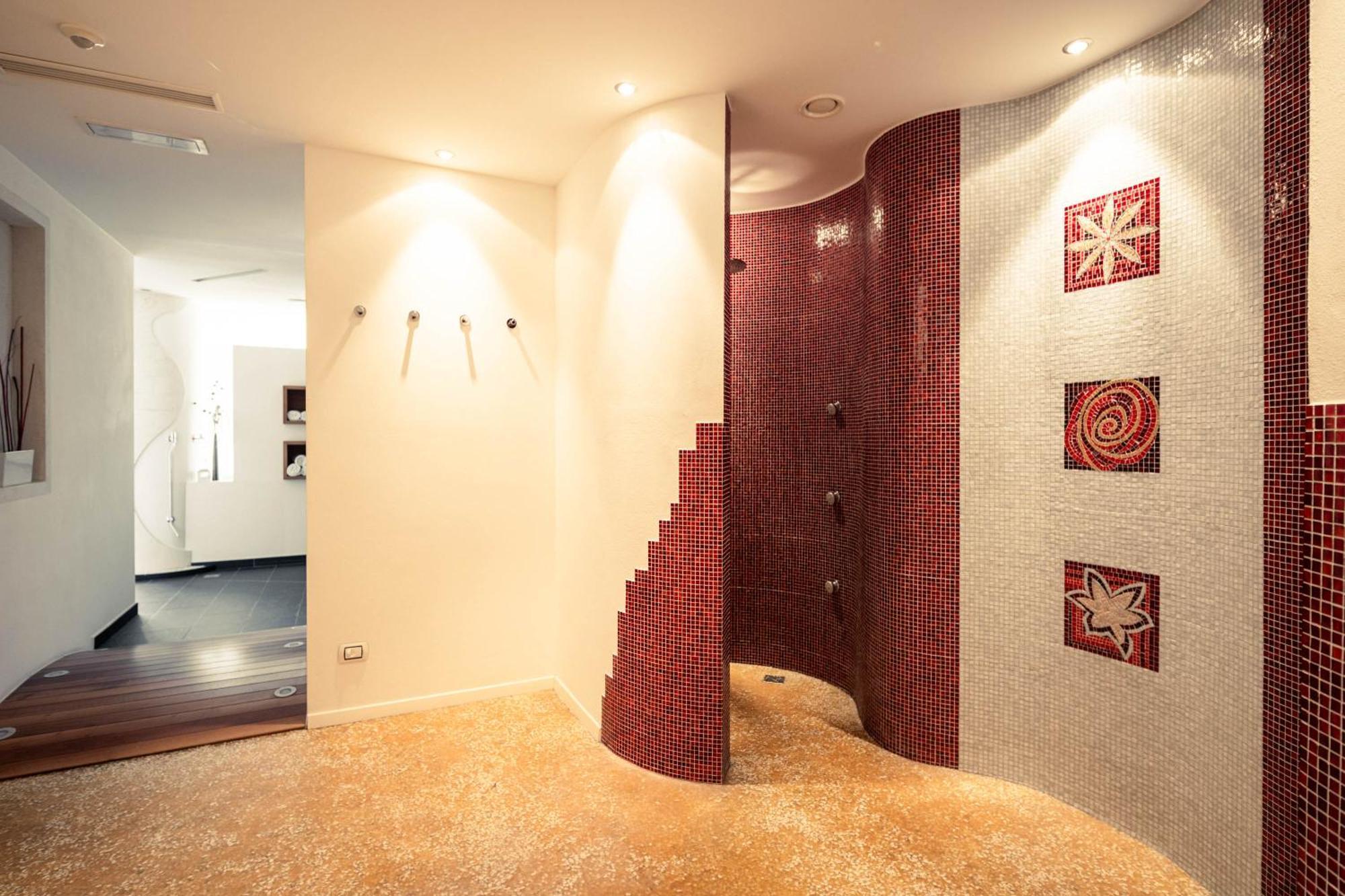 Bed and Breakfast Garni Jasmin Kastelruth Exterior foto