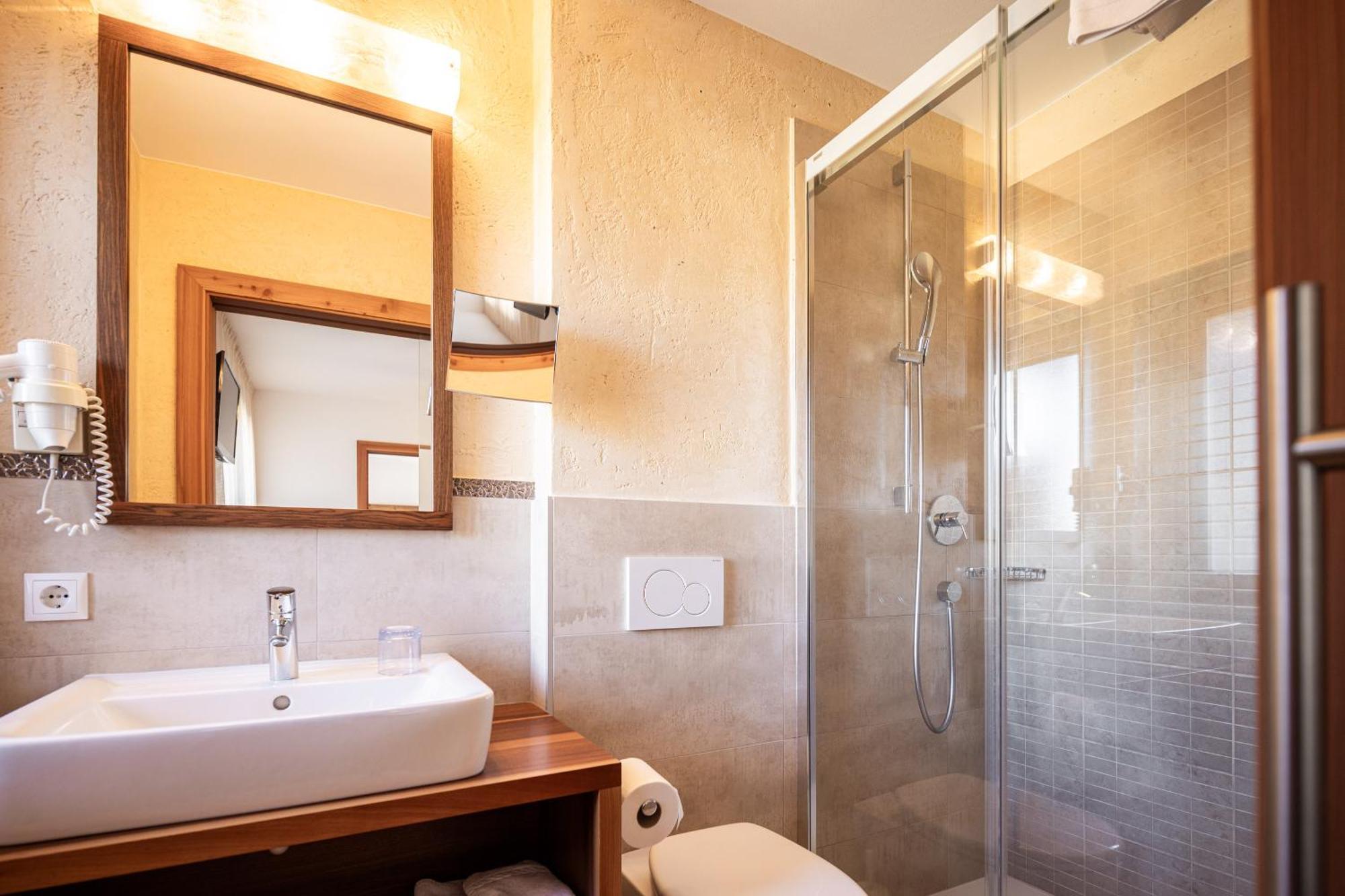Bed and Breakfast Garni Jasmin Kastelruth Exterior foto